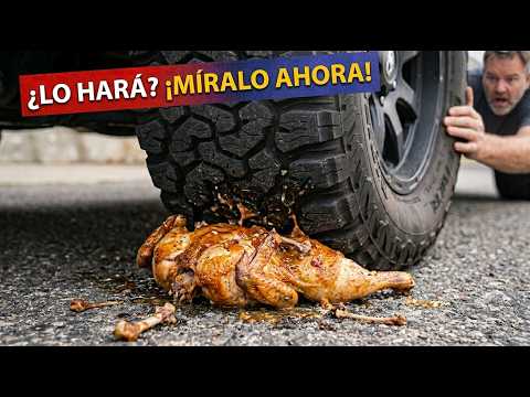 ¡APLASTAMOS UN POLLO ASADO 100 VECES! 🚙💥🍗