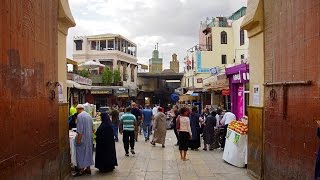 The Kingdom of Morocco Fez video travel  - Medina, madrasah Bou Inania, Bab Bou Jeloud / Марокко Фес(Fez ( Fes ) is the oldest city of Morocco, as well as its former capital. Video tour with which you go travel of the Medina of Fez ( Fes ) and its attractions madrasa ..., 2015-11-26T14:09:27.000Z)