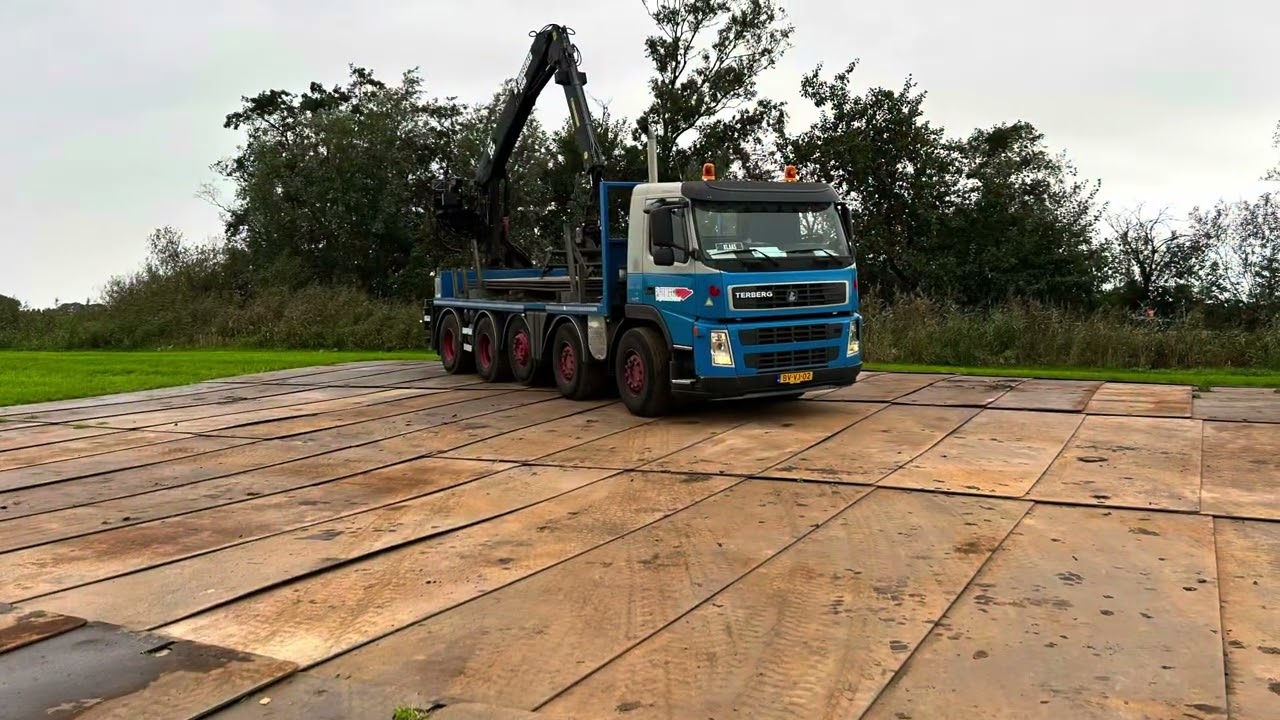 Rijplaten leggen voor tinyhouse
