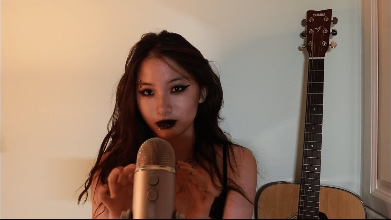 My first ASMR video - convincing you to like my favorite triggers