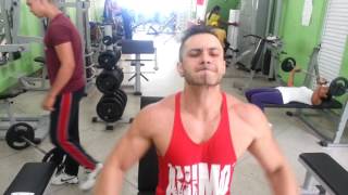 Elevação Lateral Elevação Frontal Alternada - Atleta Eric Moraes 2014