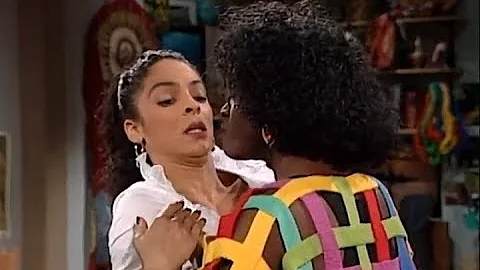 A Different World: 4x21 - Whitley gets into a fight with Kim