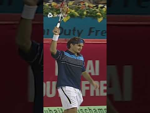 CLEAN Federer Tweener 😮‍💨