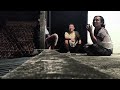 Berkumpul bersama sanak saudara