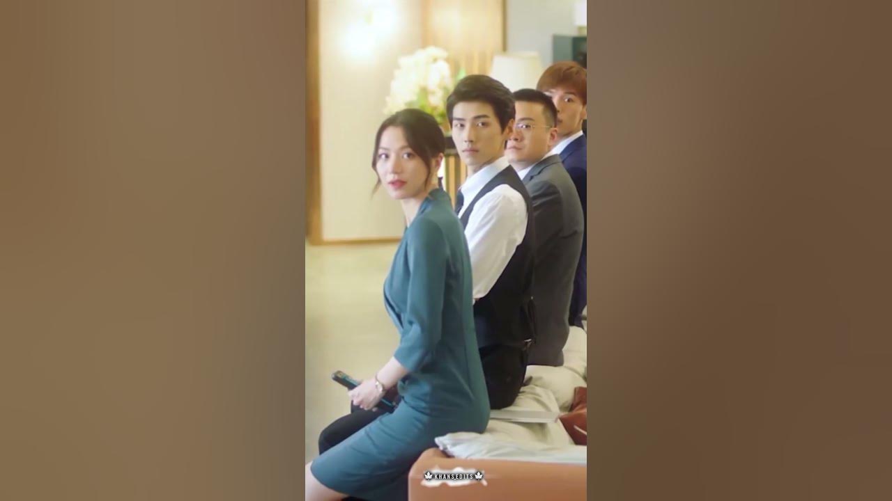 When her cat was sitting on the files | Fall in love 2022 ❣️ #youtubeshorts #ytshorts #youtube