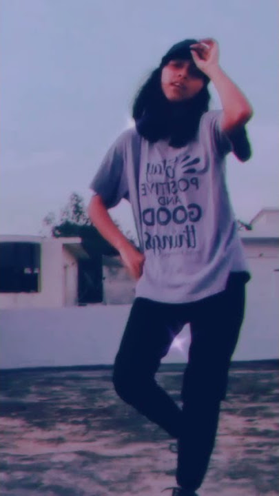 Random dance on 'hey kiki do you love me' by Vijeta.