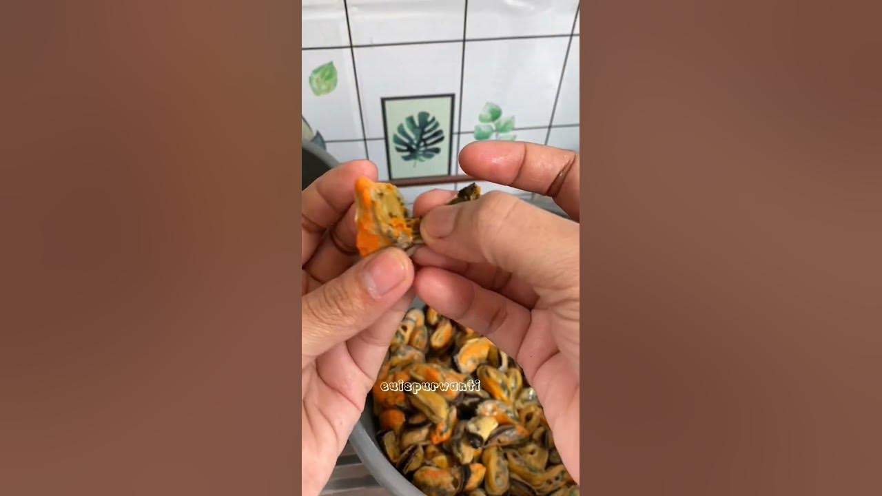 Tips membersihkan kerang ala mami apiyi #tips #tipsandtricks #kerang