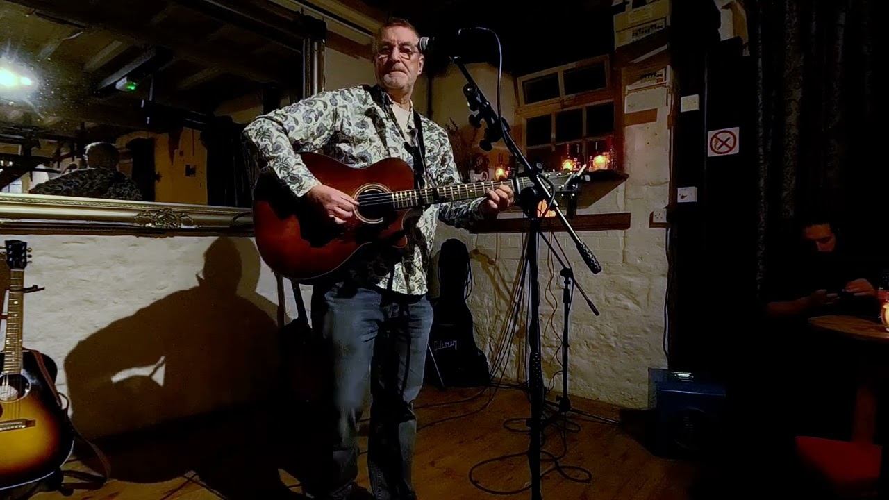 Dec - If I Were A Carpenter (Tim Hardin)  04/11/25 Althorpe Coaching Inn