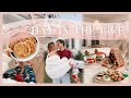 COZY CHRISTMAS DAY AT HOME | gingerbread waffles, homemade soup, & making a gingerbread house! 🎄✨