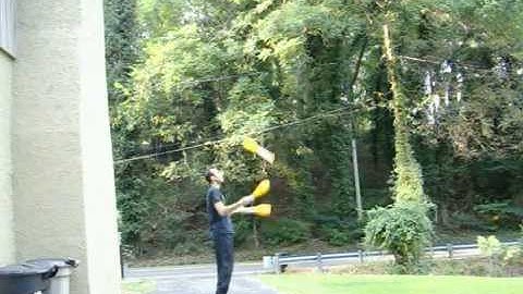 4 club juggling sync fountain singles doubles side