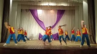 1016 Танцевальный ансамбль «Ритмы века» Сегодня будут танцы Молдова