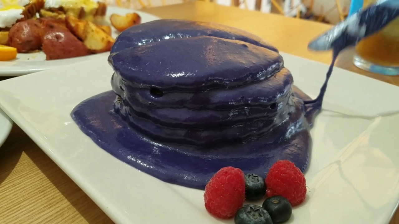Ube pancakes at yogurstory in Hawaii 🥞🥞🥞🥞🥞🥞 YouTube