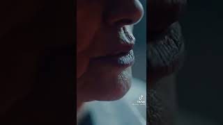 Camdaki Kız Duygusal Sahneler