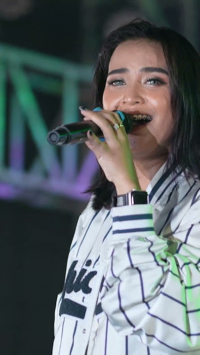 PEDHOT LAHIR BATIN - DINI KURNIA #musik #dj #dinikurnia #viral #shorts #fyp