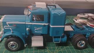 AMT 1/25 1967 Peterbilt 359 California Hauler Progress Video