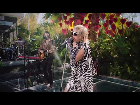 11 Best Britney Spears Covers From Miley Cyrus Gimme More To Madonna S Toxic Billboard