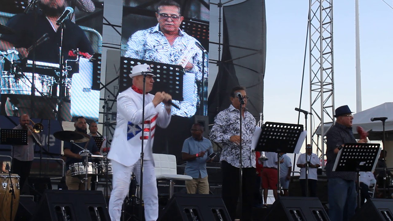 ROBERTO LUGO CON LUIS PERICO ORTIZ EN EL DIA NAIONAL DE LA SALSA 2019