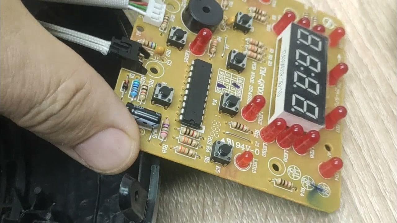 Мультиварка redmond ошибка е5. Мультиварка redmond ошибка e2. Ошибка е2 в мультиварке. Ошибки мультиварки редмонд е1. Мультиварка redmond rmc--4510.