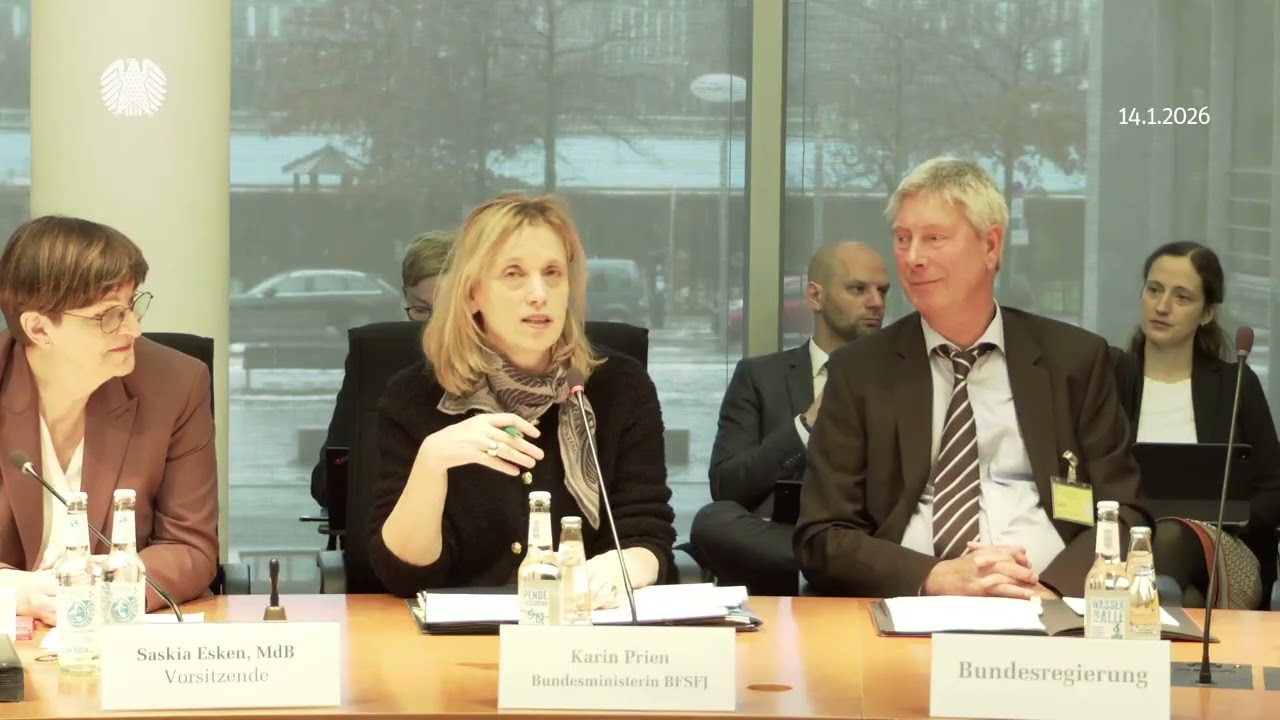 Ministerin Karin Prien stellte den Digitalpakt 2.0 vor