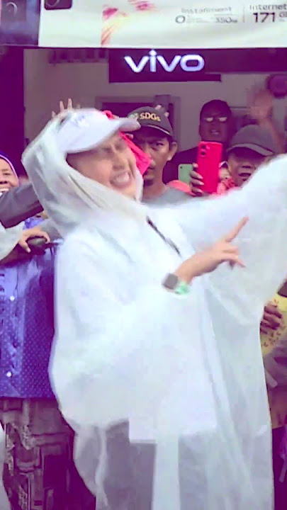 SORAYA RASYID AJAK TARGET GOYANG PARGOY.mp4