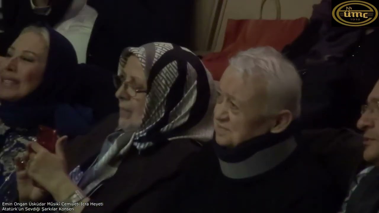 Ahmet Özhan-Bir kızıl goncaya benzer dudağın