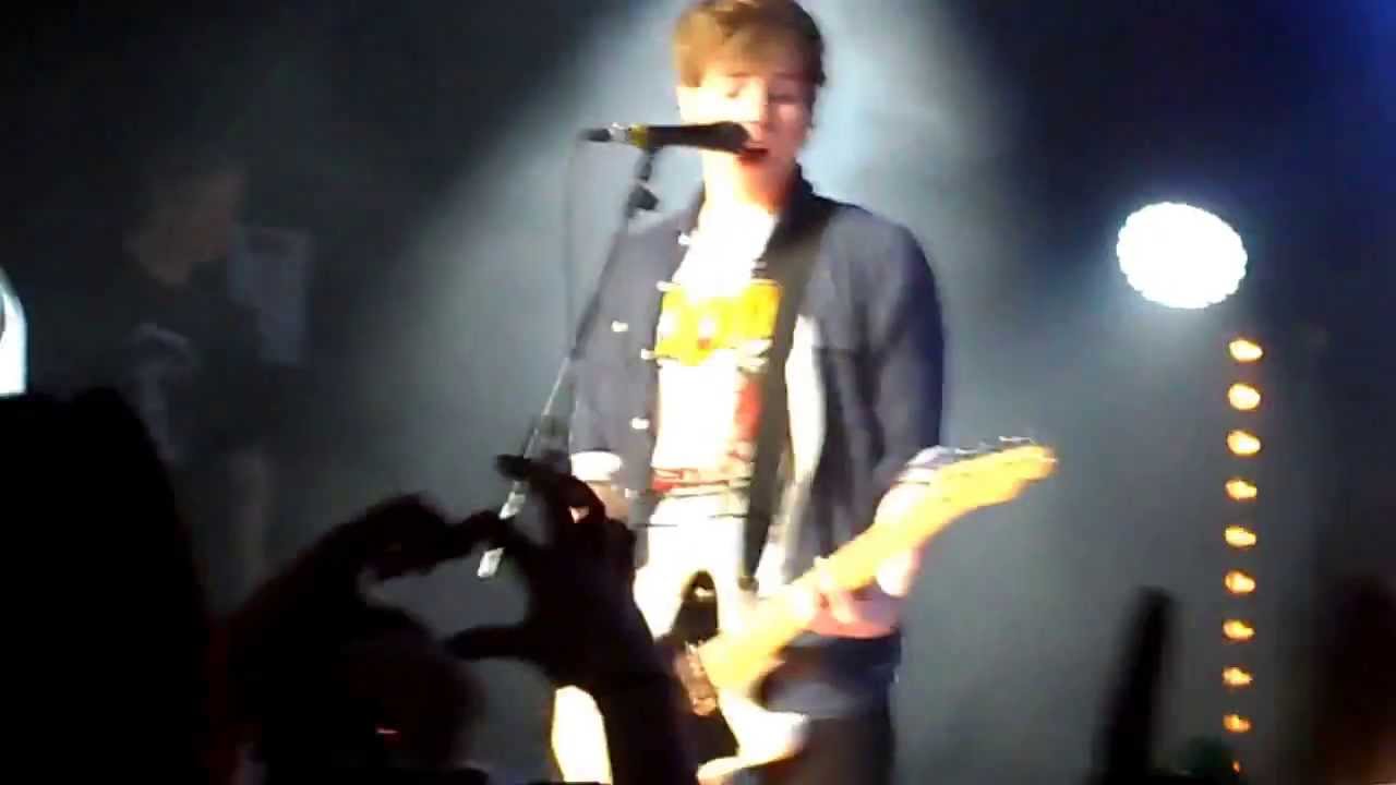 5 Seconds of Summer - Try Hard (O2 Academy Islington)
