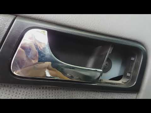 Chevrolet lacetti(Шевролет лачетти)2007г.в(сидан)разобрать переднюю дверь,снять карту,достать стекло