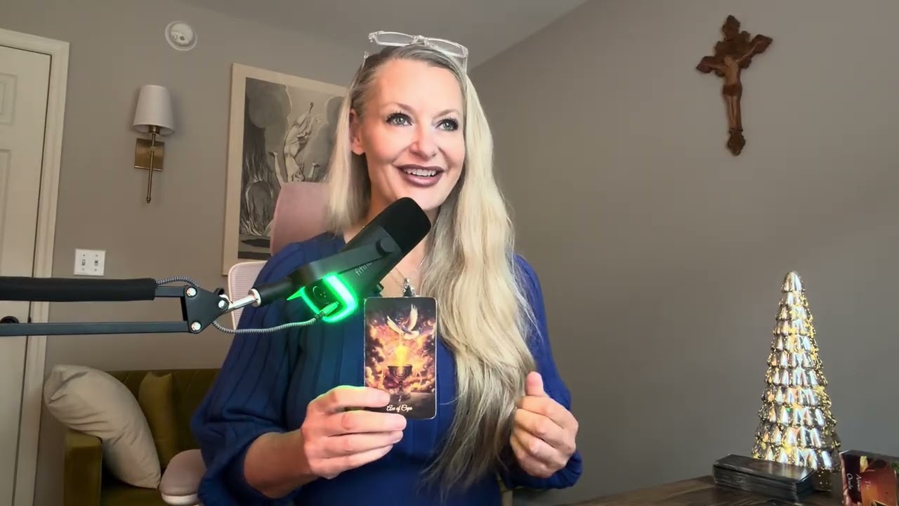 It’s your time 2 SHINE ✨ #tarot #spirituality #shine #light #elevate #newopportunities #growth #star