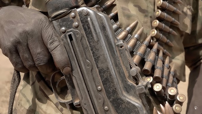 Ginekologning kabinetidagi yashirin kamera Striadagi fohishalar