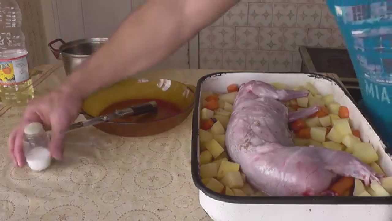 Как приготовить домашнего кролика в духовке