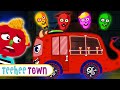 Build The Spooky Skeleton Bus | Wheels On The Bus Go Round | Scary Rhymes For Kids By Teehee Town