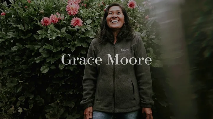 MEET THE MAKER | Moore Blooms Dahlia Farm