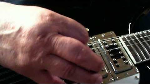 12 STRING CHICKENBACKER (CHINESE FAKE) OUT OF TUNE..I KNOW