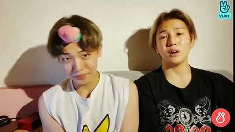 200918 A.C.E 에이스 Donghun and Chan singing "All of Me" on Vlive *eating CDs again*