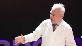 An Explosive Passion for Teaching Chemistry | Andrew Szydlo | TEDxManchester