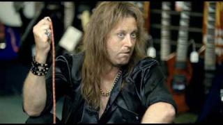 Kit Kat Guitar Amp Commercial