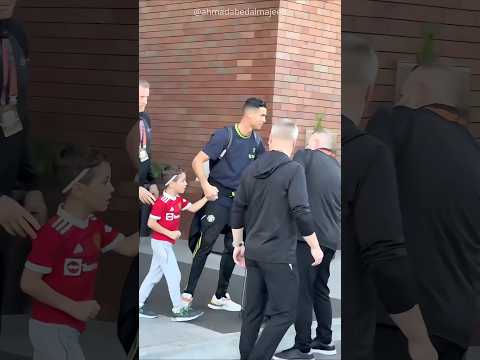Rolando Surprised Fan With Hug #shorts #trending