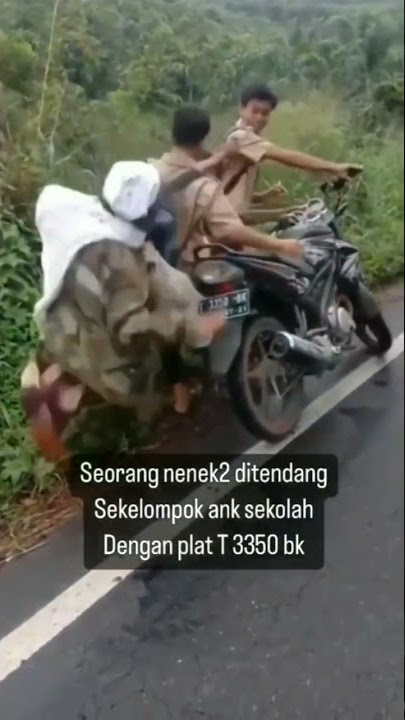 Viral‼️pelajar menendang seorang nenek di pinggir jalan #viral #shorts #neneknenek