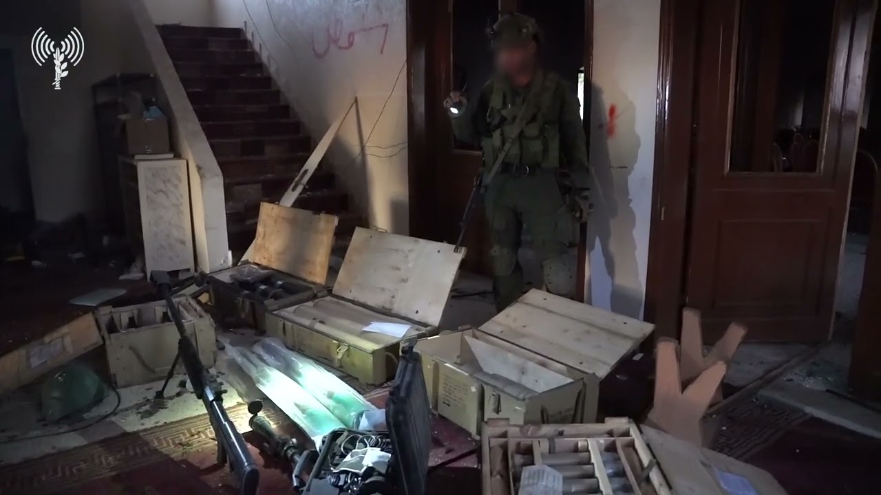 קצין המודיעין של חטיבה 205, סגן אלוף י׳, על אמצעי הלחימה שאותרו בדרום לבנון