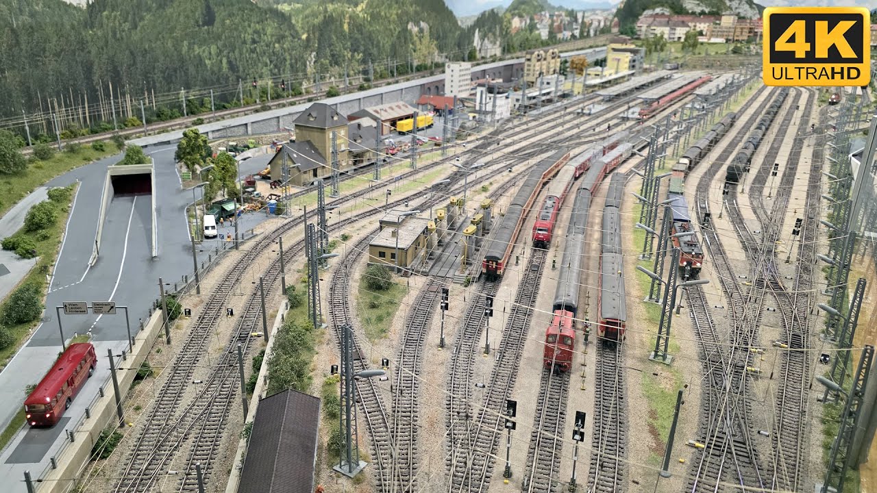 Modelleisenbahn Knittelfeld 07.12.2025 - Detaillierte Alpenlandschaft & Technik auf zwei Ebenen