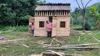 New Journey: Single Mother Builds Wooden House Alone, Installs Doors for the House