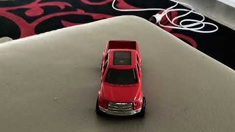 CSR 2 vs real life (toys)