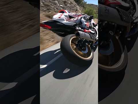Yamaha R7 with