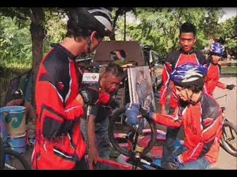 Video: Power To Pedal: Panduan Pengendara Sepeda Untuk Pemilihan Umum 2010 Di AS - Matador Network