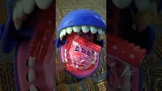 Shark eating Cabubble Candy shortvideo viralshort trending trendingshorts satisfyingvideo