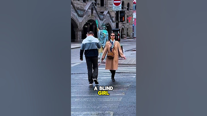 The Statue of Liberty helps a blind pedestrian #respect #kindness