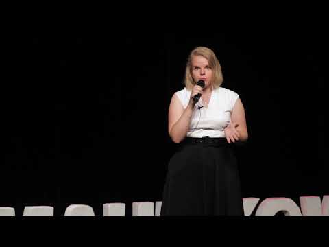 Язык дружбы | Елена Василькова | TEDxMahilyow