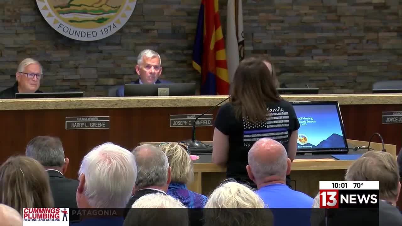 Oro Valley town council pushes back decision on police officer pay for two weeks