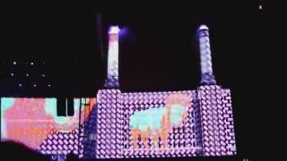Roger Waters  Pigs three Different Ones Mexico  2016
