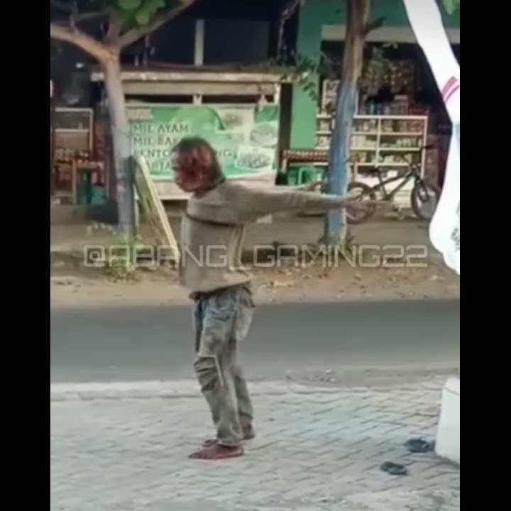 Story wa!!! Orang Gila joget santuyyyyy